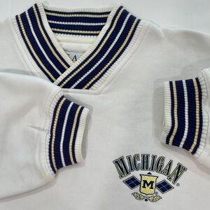 VTG 80s 90 University Michigan Crewneck Cream M Crest Shield Maize Sweatshirt XL